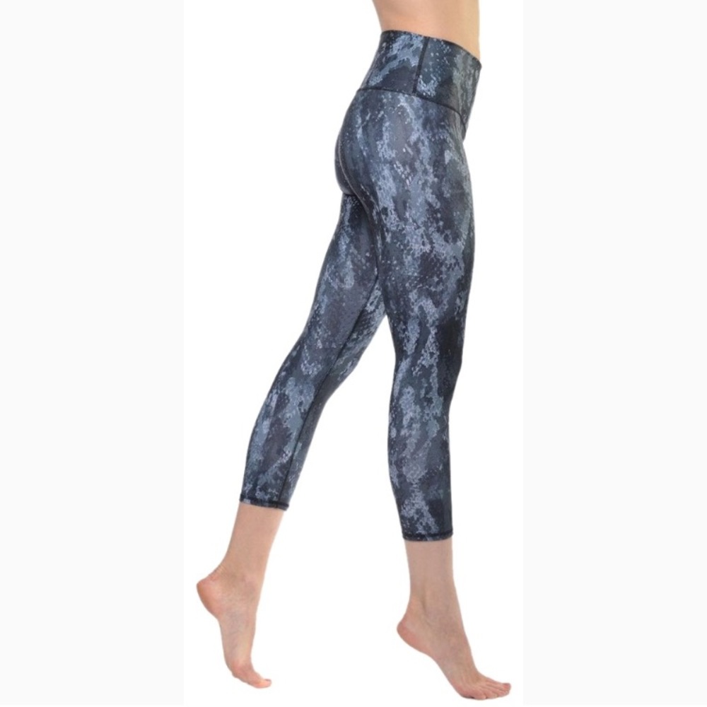 ⚡️ 4 for $25! ⚡️🔥 ALO Yoga Python Airbrush Legging 🔥
